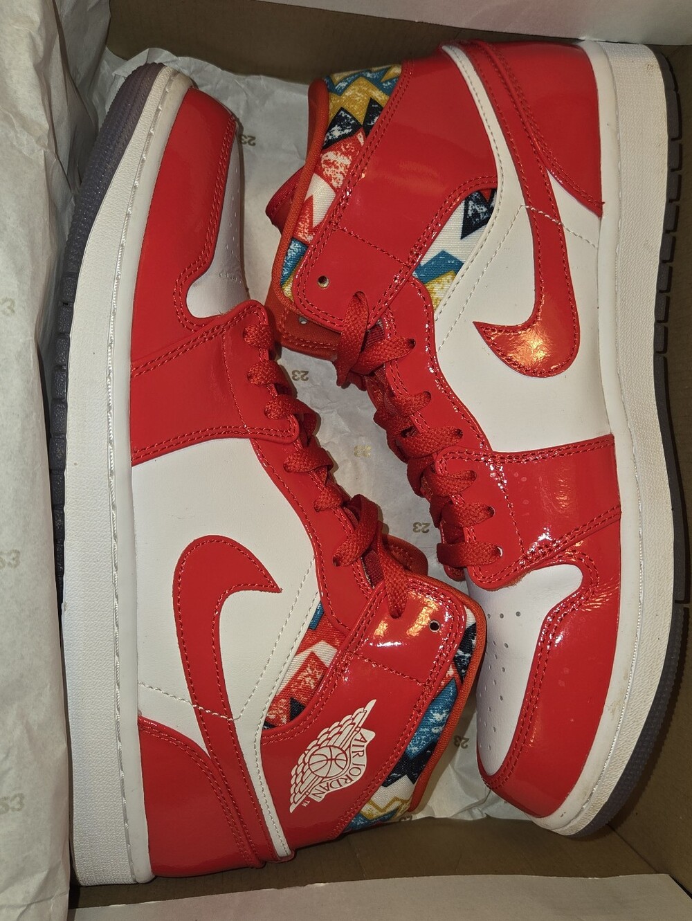 Air Jordan 1 Mid SE